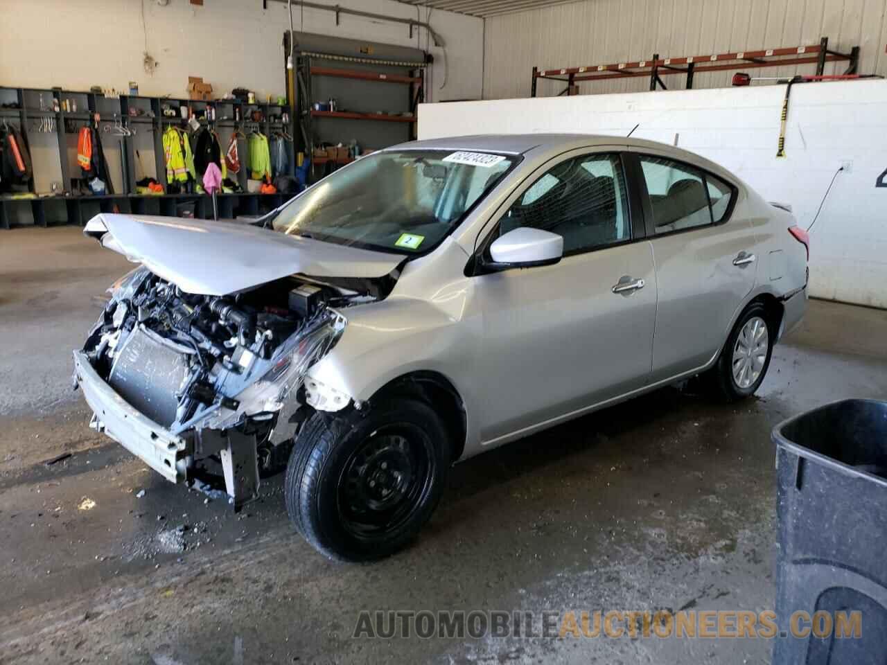 3N1CN7AP3KL817586 NISSAN VERSA 2019