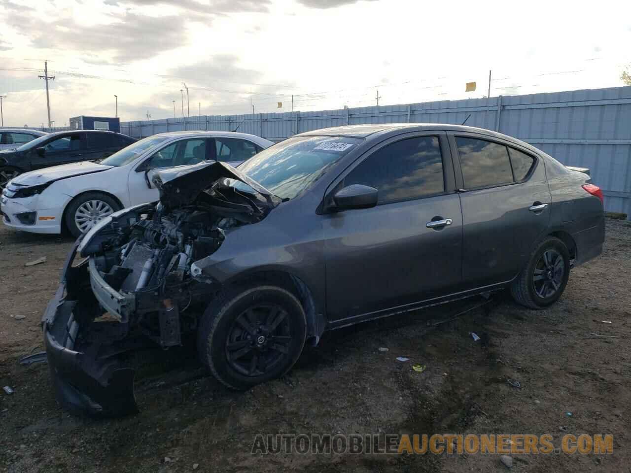 3N1CN7AP3KL818110 NISSAN VERSA 2019