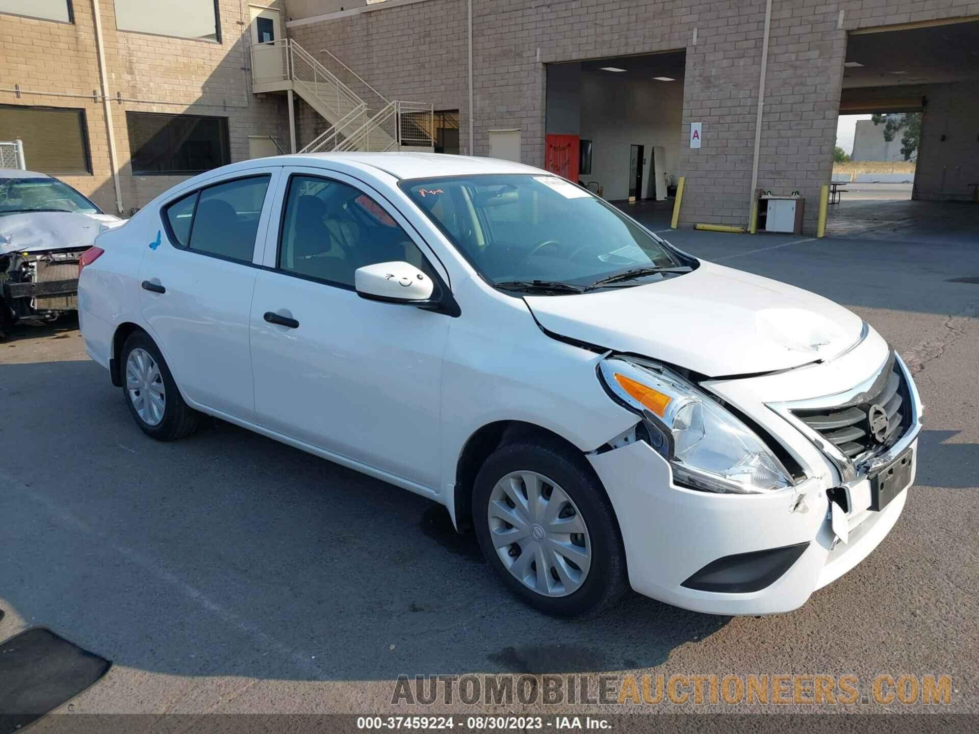 3N1CN7AP3KL820570 NISSAN VERSA SEDAN 2019