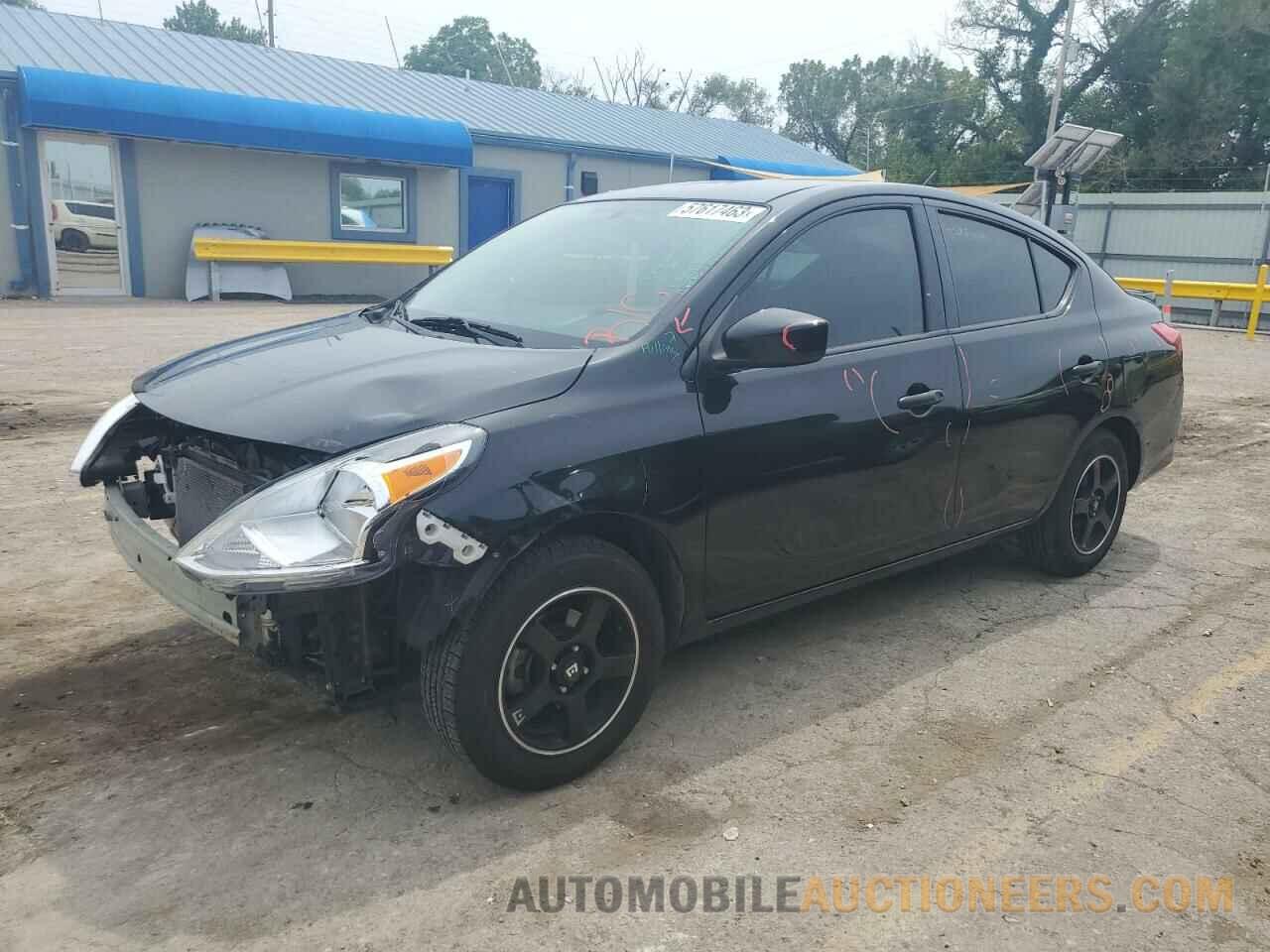 3N1CN7AP3KL822965 NISSAN VERSA 2019