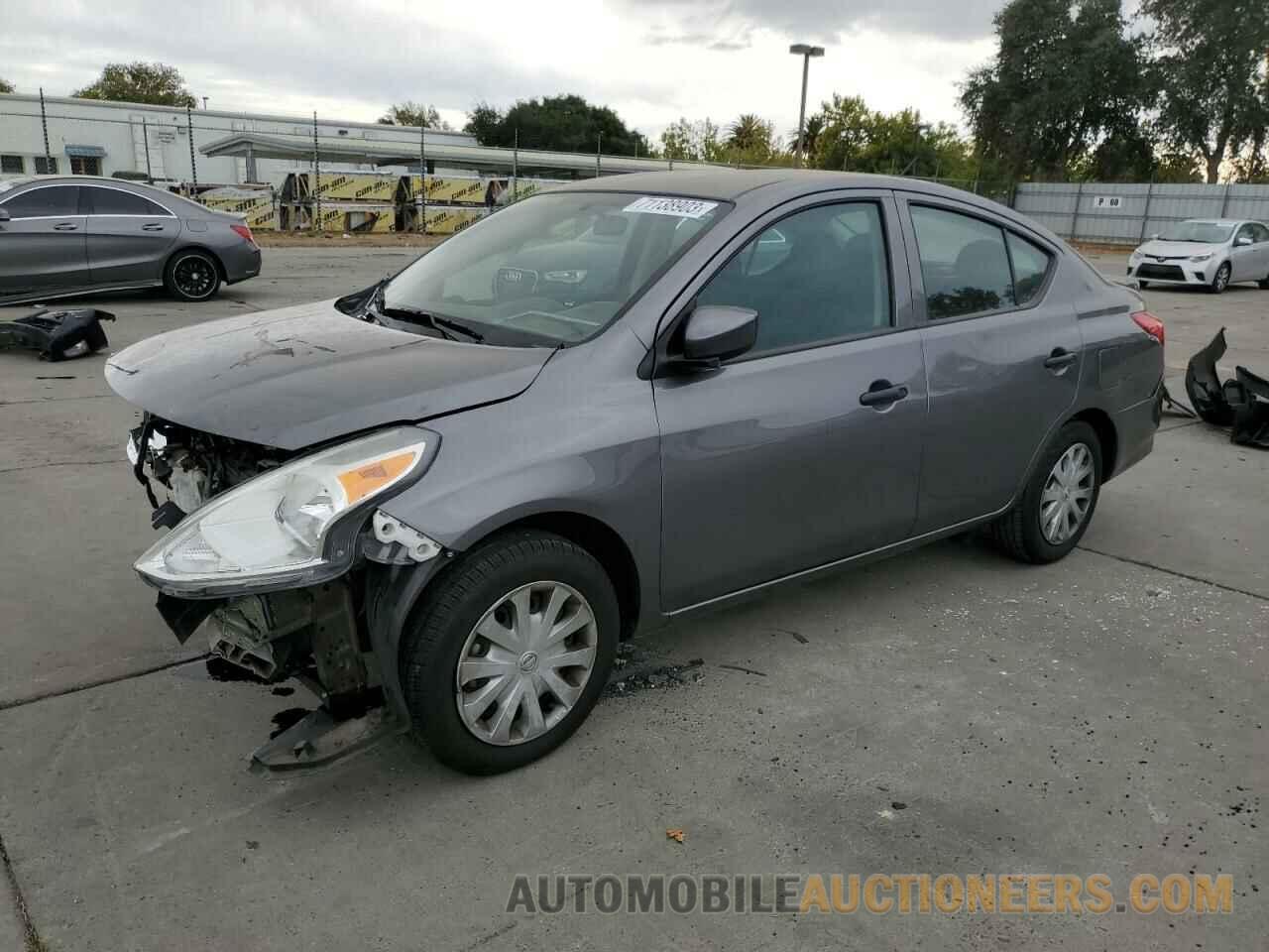 3N1CN7AP3KL824098 NISSAN VERSA 2019