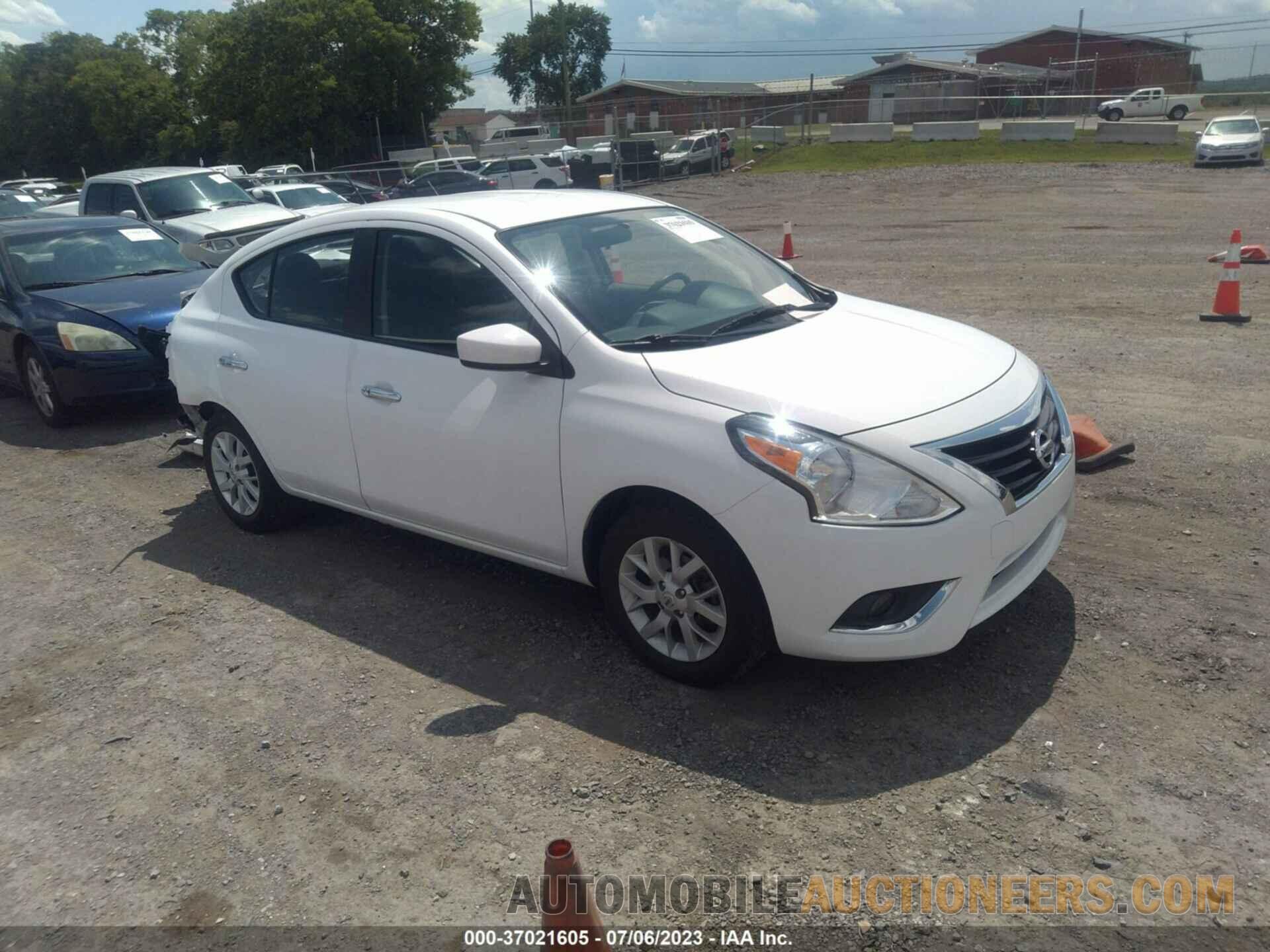 3N1CN7AP3KL826403 NISSAN VERSA SEDAN 2019