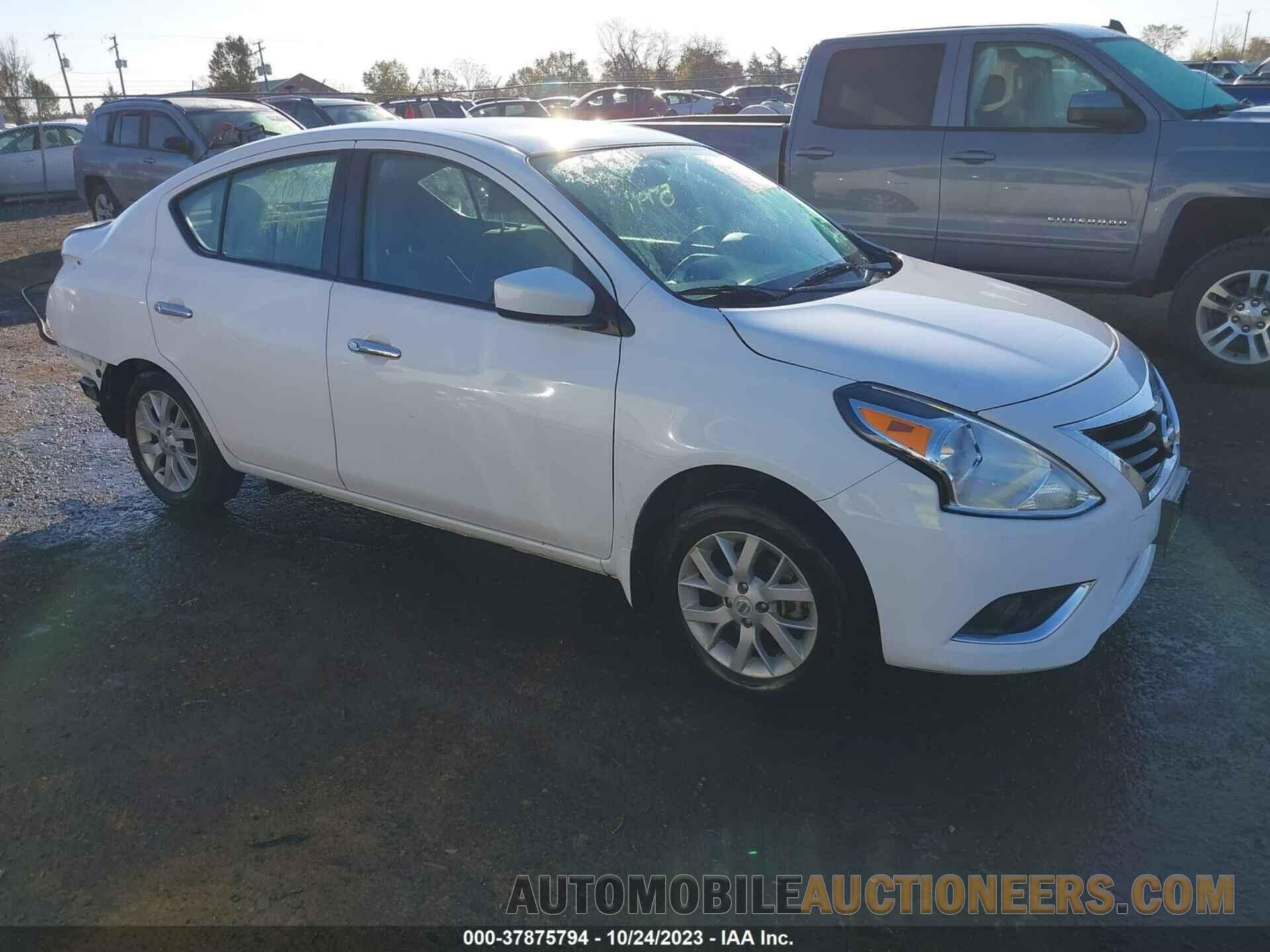 3N1CN7AP3KL829978 NISSAN VERSA 2019