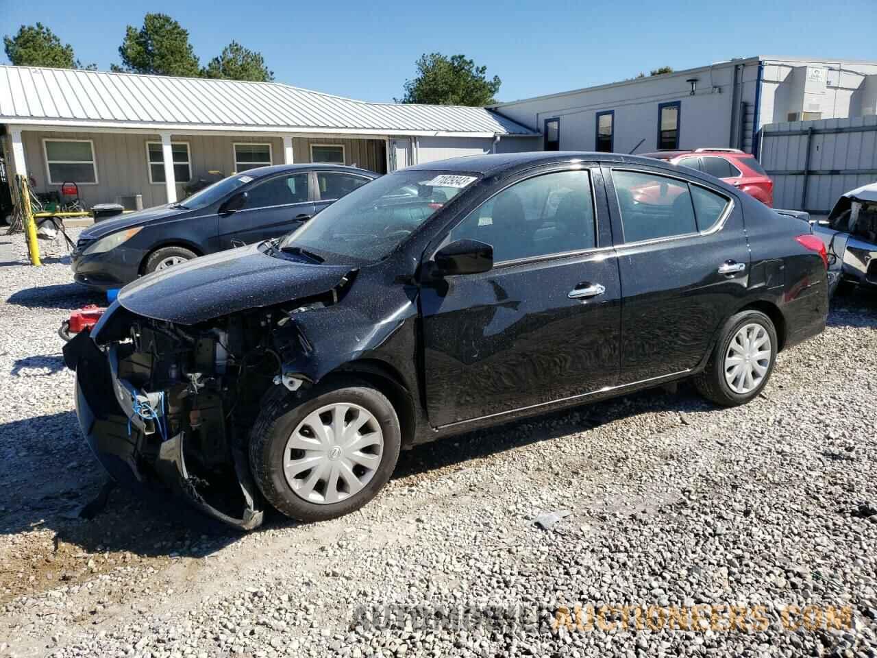 3N1CN7AP3KL848059 NISSAN VERSA 2019