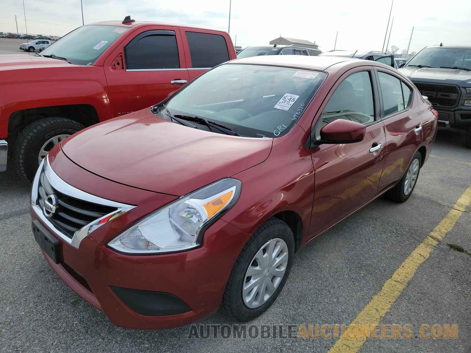 3N1CN7AP3KL849017 Nissan Versa Sedan 2019