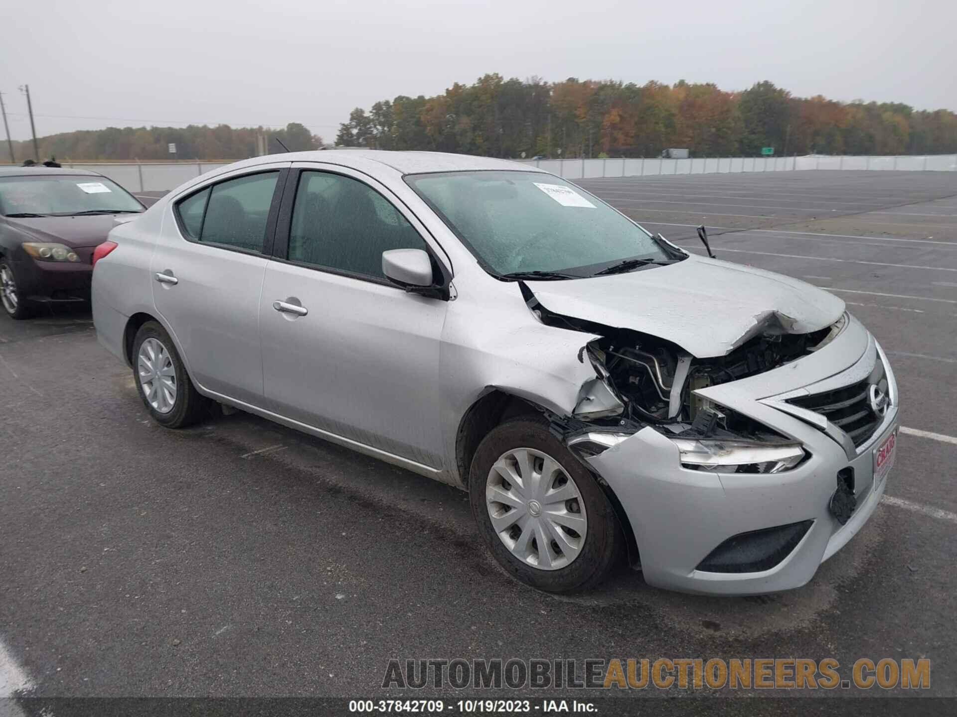 3N1CN7AP3KL852287 NISSAN VERSA 2019