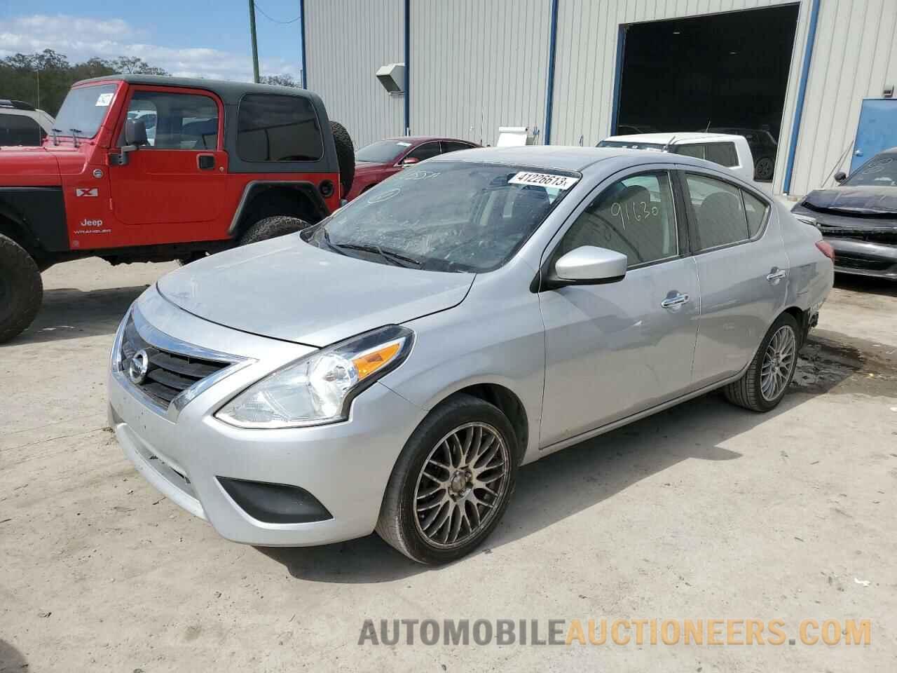 3N1CN7AP3KL865007 NISSAN VERSA 2019