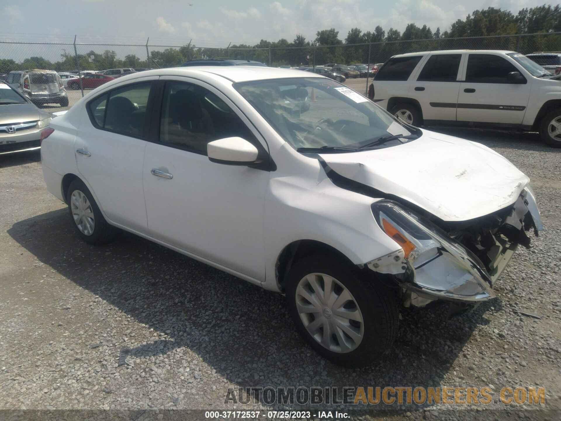 3N1CN7AP3KL866044 NISSAN VERSA SEDAN 2019