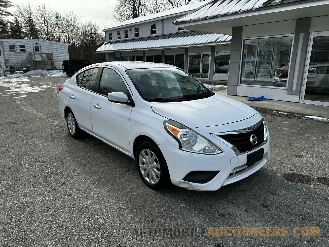 3N1CN7AP3KL876198 NISSAN VERSA 2019