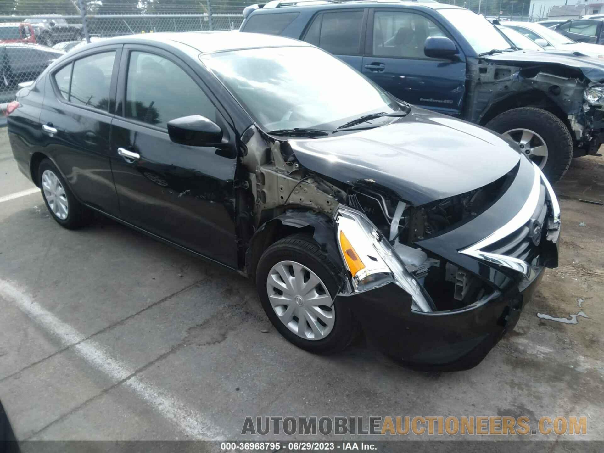 3N1CN7AP3KL877206 NISSAN VERSA SEDAN 2019