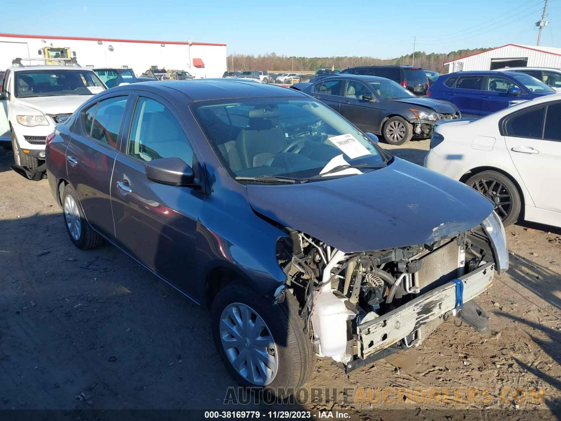 3N1CN7AP3KL878078 NISSAN VERSA 2019