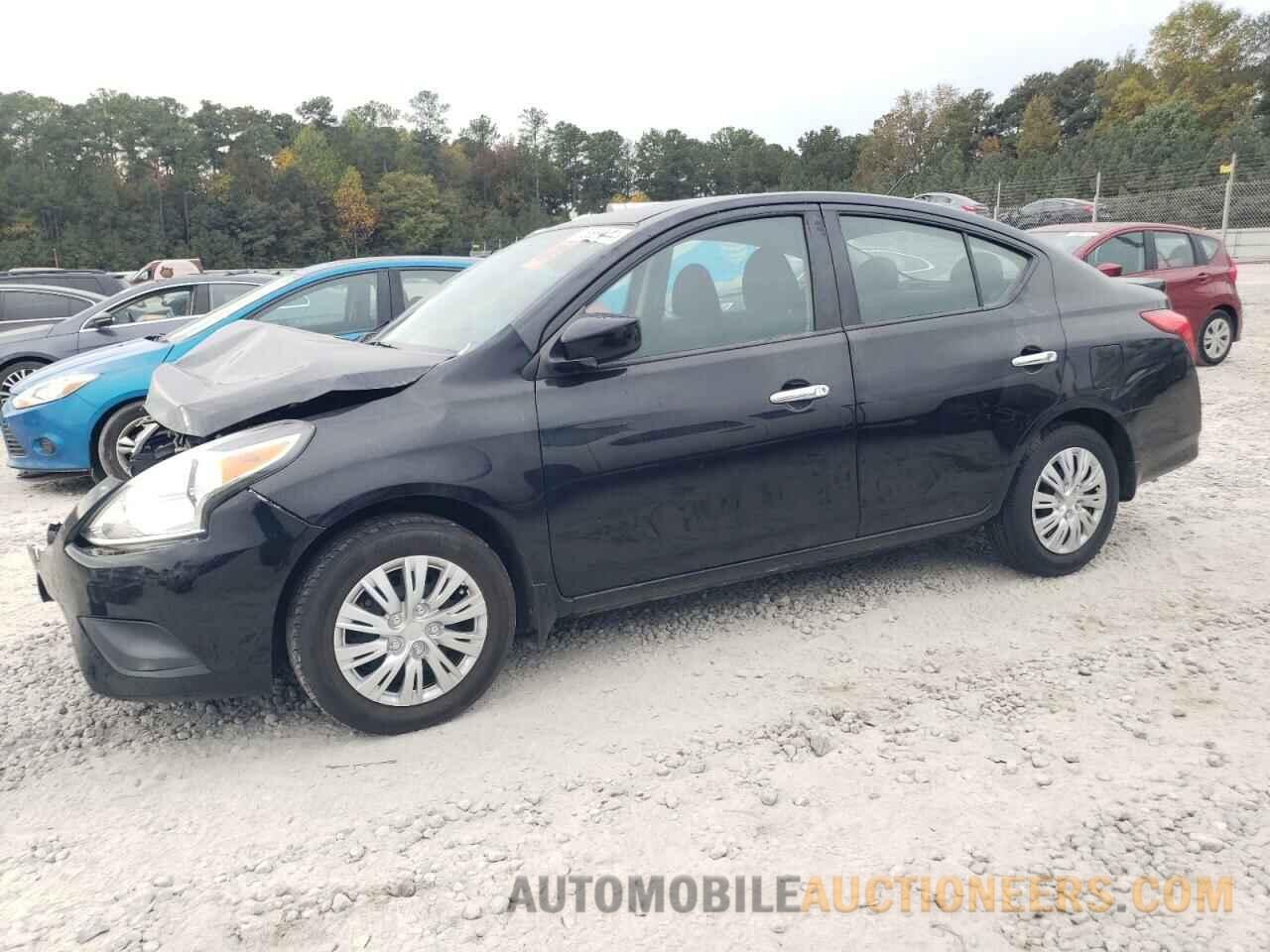 3N1CN7AP3KL879571 NISSAN VERSA 2019