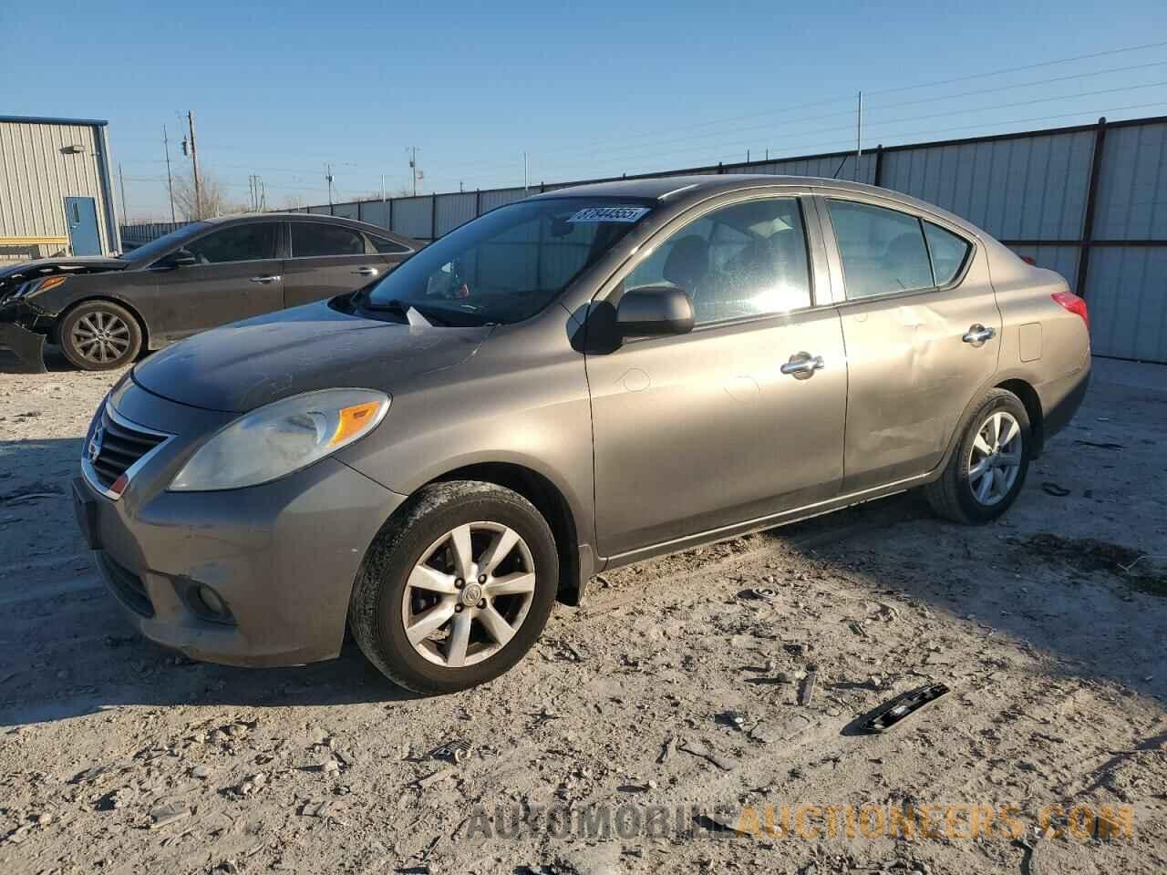 3N1CN7AP4CL861016 NISSAN VERSA 2012