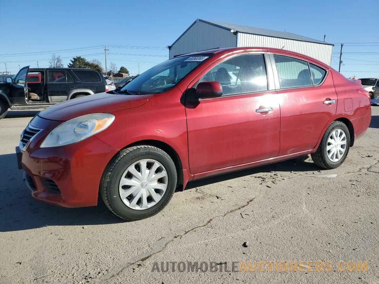 3N1CN7AP4DL878237 NISSAN VERSA 2013