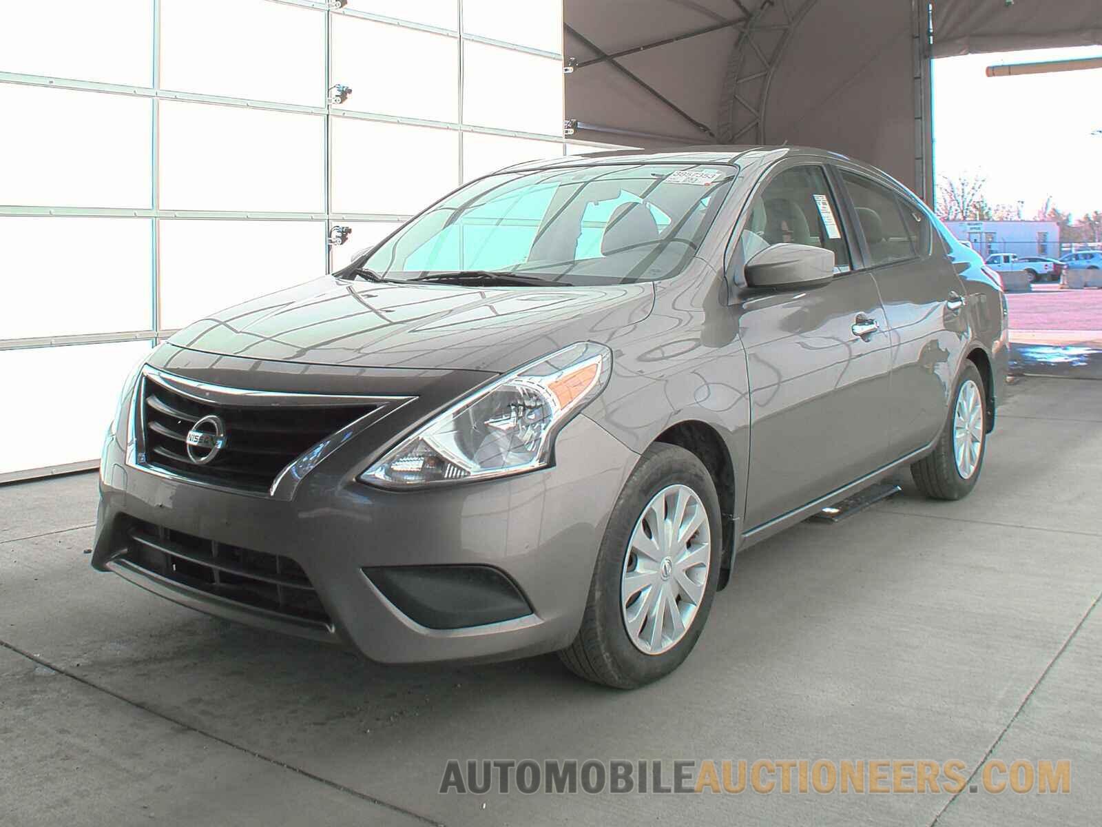 3N1CN7AP4FL810443 Nissan Versa 2015