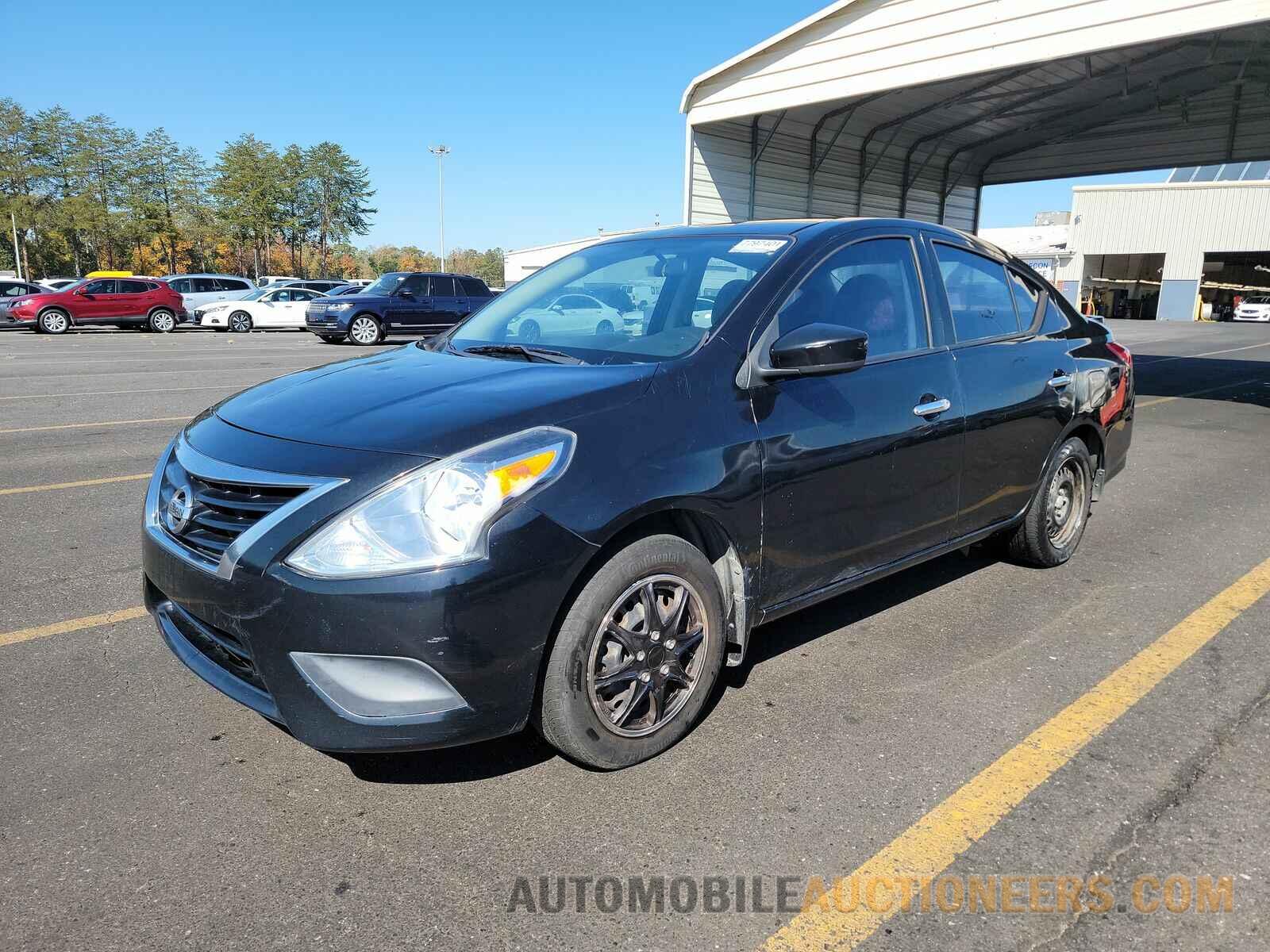 3N1CN7AP4FL896028 Nissan Versa 2015