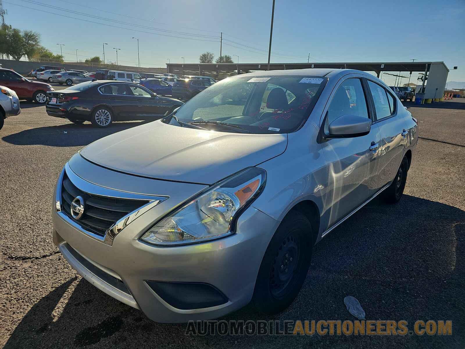 3N1CN7AP4HK429734 Nissan Versa Sedan 2017