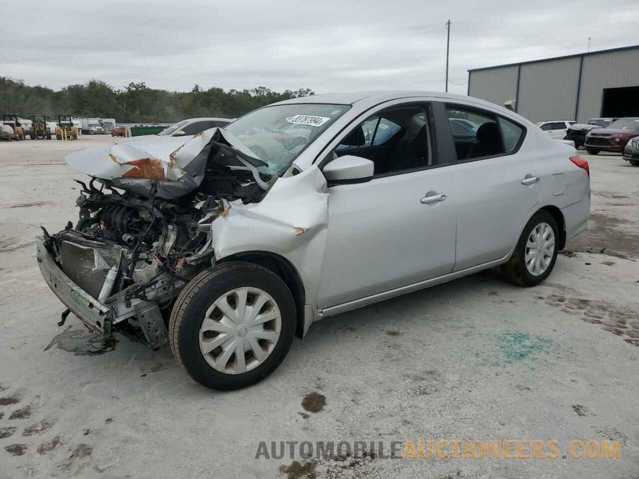 3N1CN7AP4HL831473 NISSAN VERSA 2017