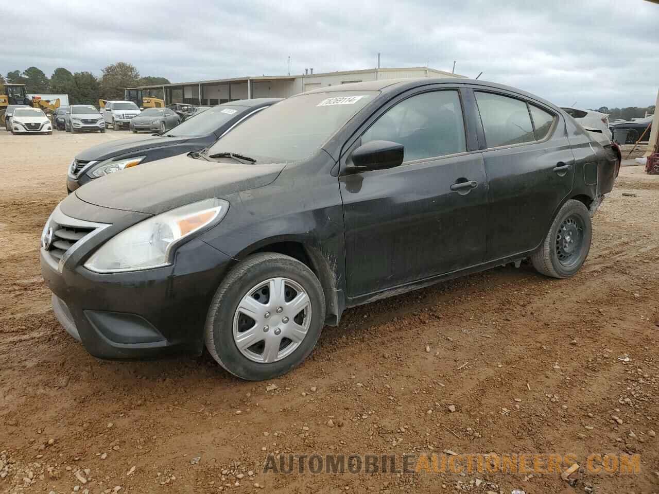 3N1CN7AP4HL854025 NISSAN VERSA 2017