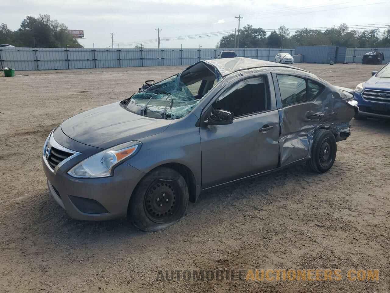 3N1CN7AP4HL883993 NISSAN VERSA 2017