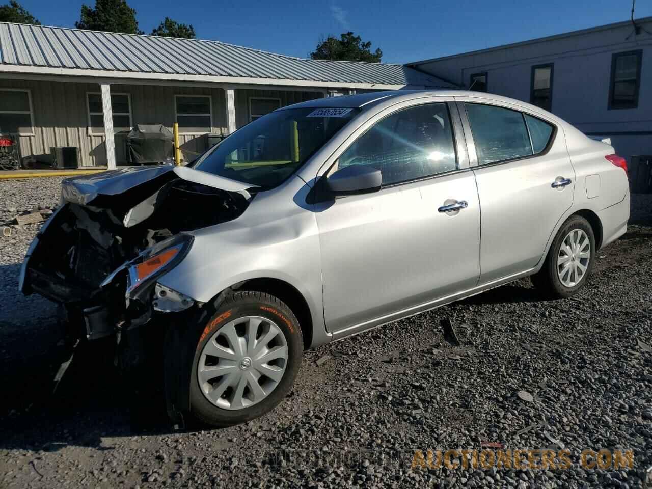 3N1CN7AP4JK428895 NISSAN VERSA 2018