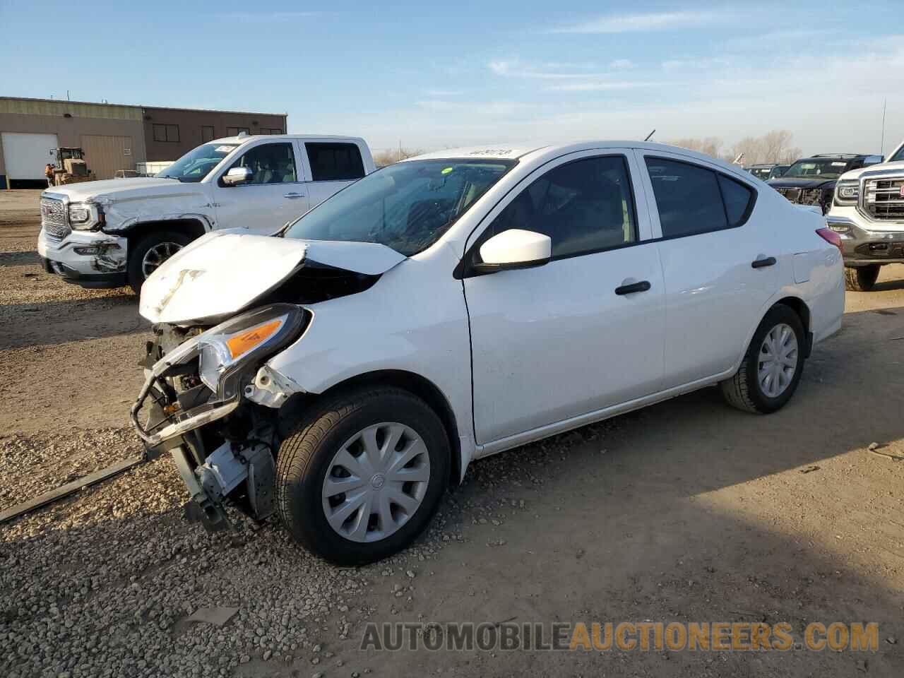 3N1CN7AP4JL818440 NISSAN VERSA 2018