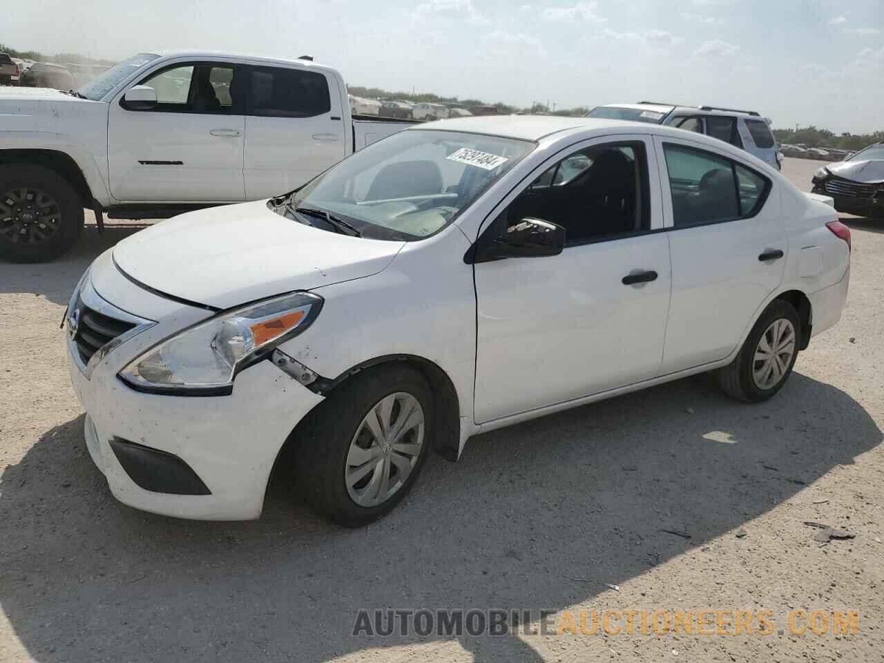 3N1CN7AP4JL823704 NISSAN VERSA 2018