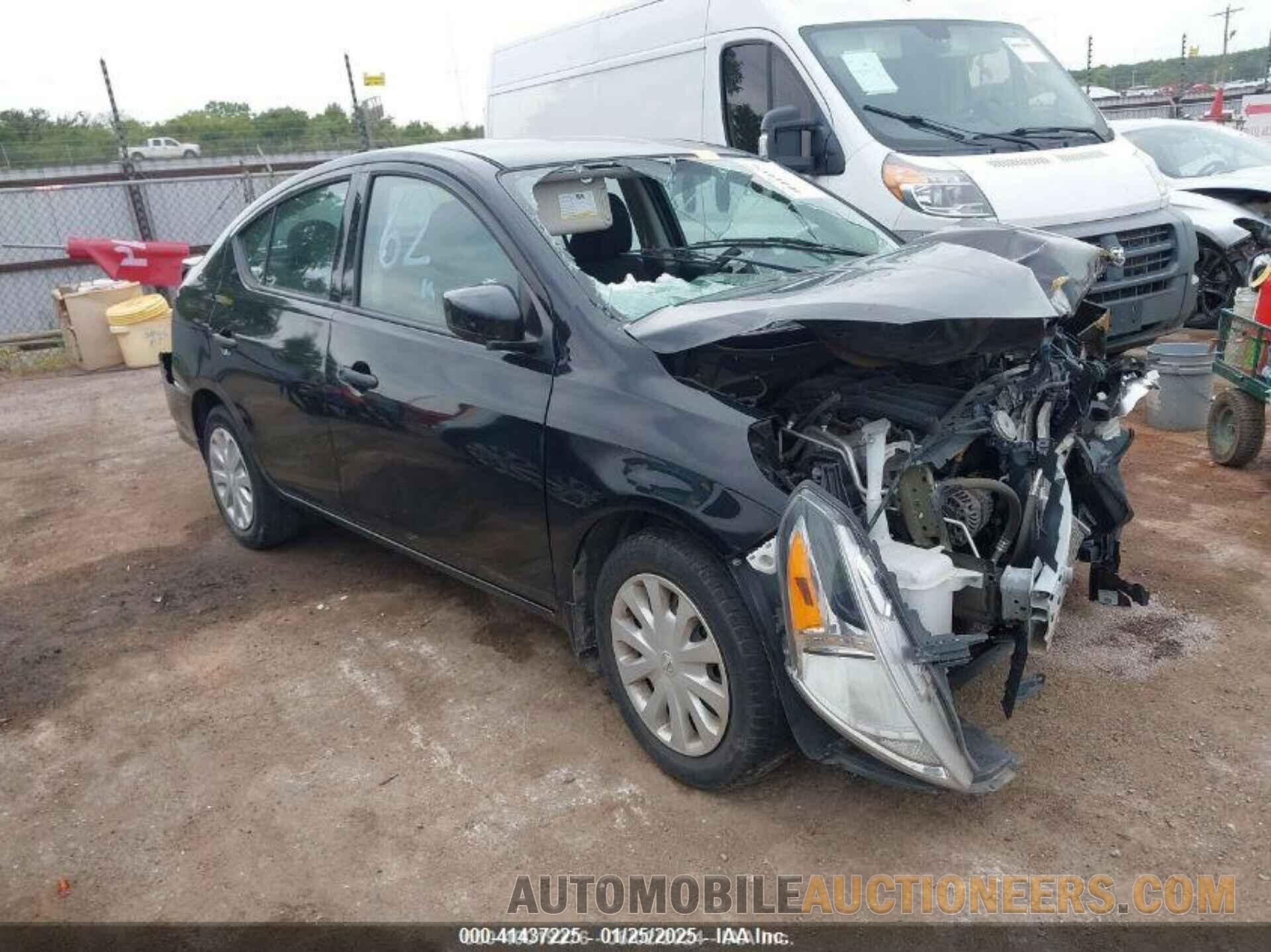 3N1CN7AP4JL853401 NISSAN VERSA 2018