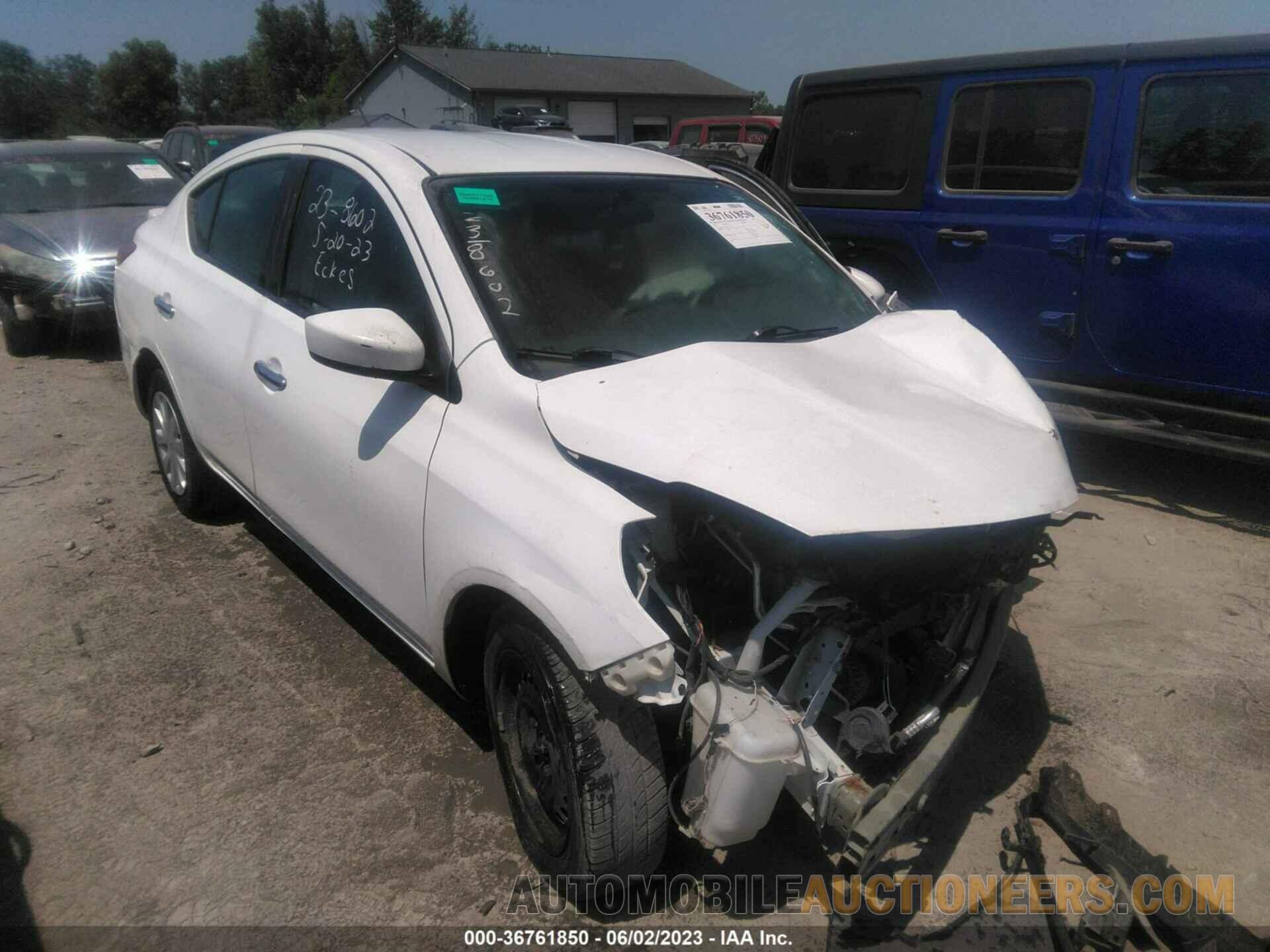 3N1CN7AP4JL879352 NISSAN VERSA SEDAN 2018