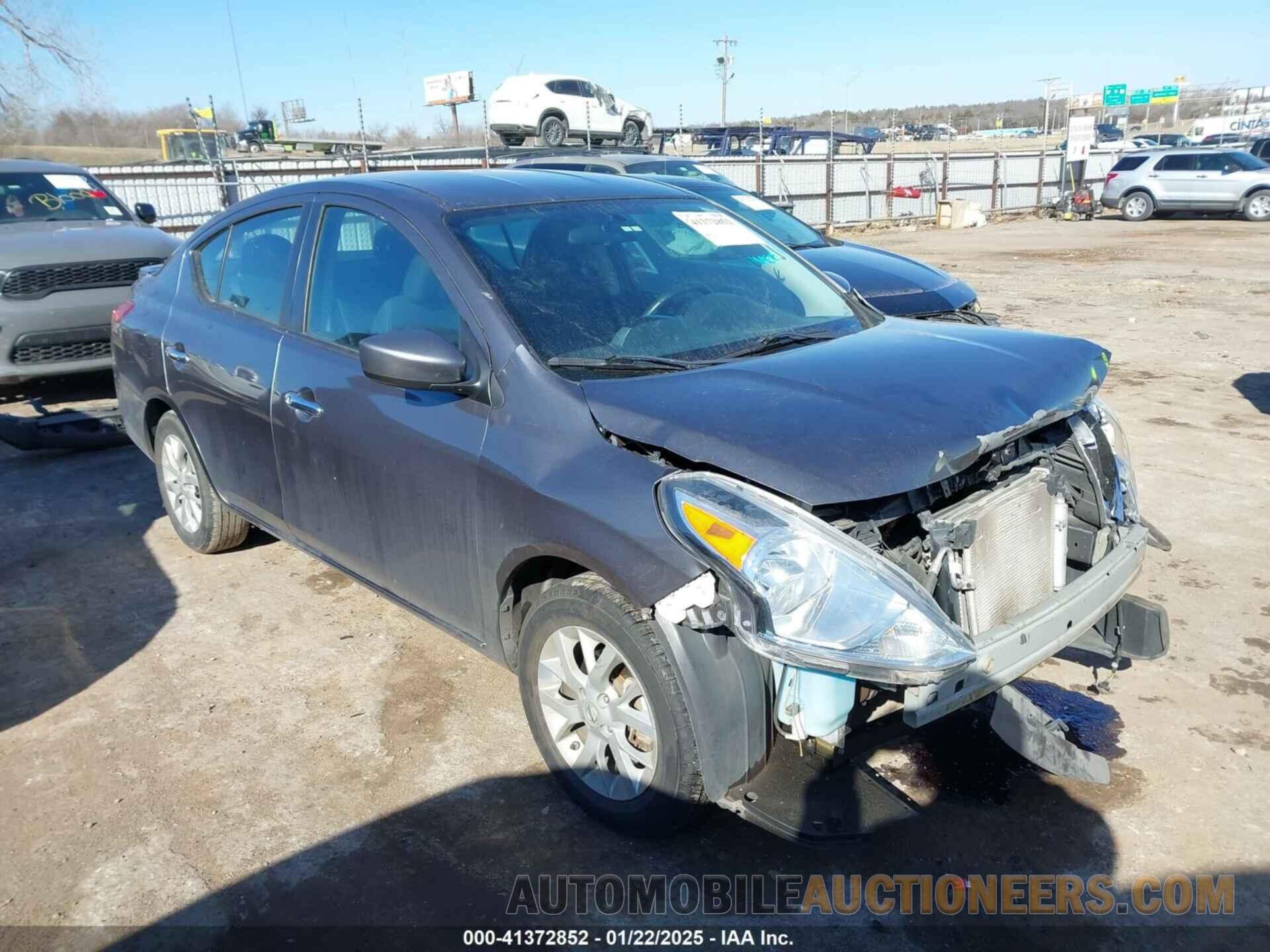 3N1CN7AP4JL880937 NISSAN VERSA 2018