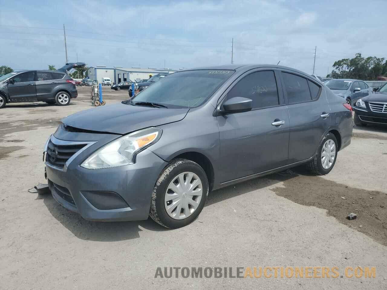 3N1CN7AP4JL882204 NISSAN VERSA 2018