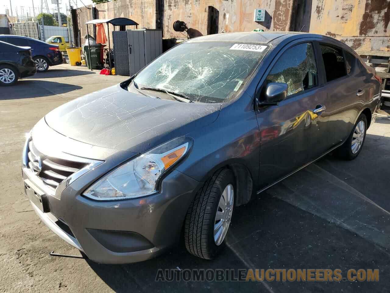 3N1CN7AP4JL882493 NISSAN VERSA 2018