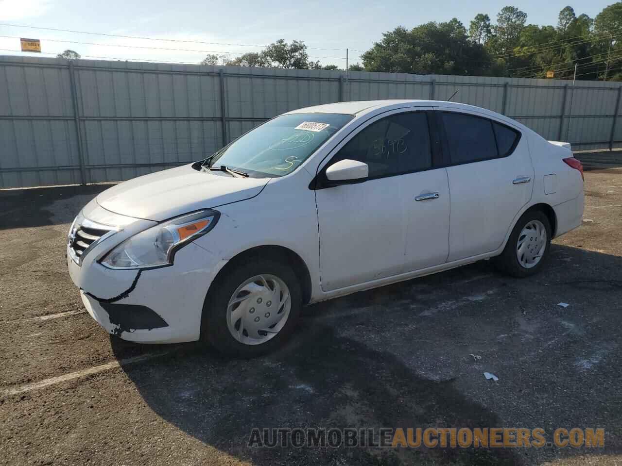 3N1CN7AP4JL885040 NISSAN VERSA 2018