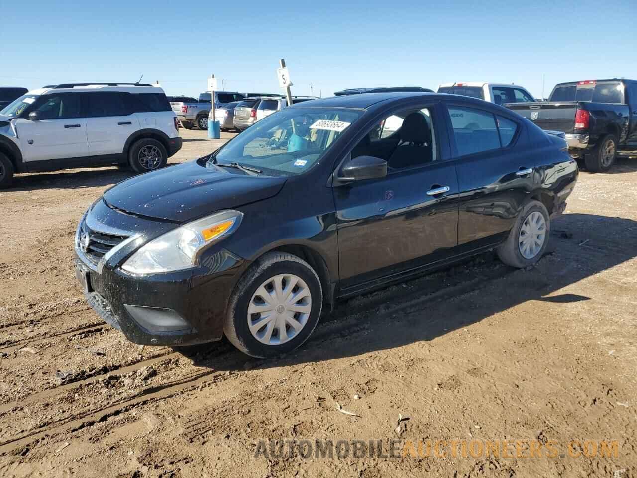 3N1CN7AP4KL811375 NISSAN VERSA 2019