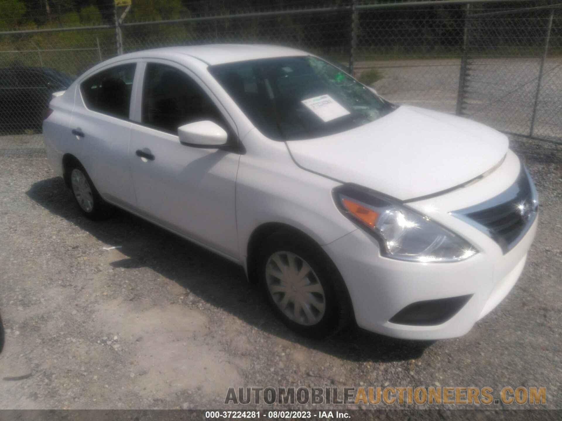 3N1CN7AP4KL814258 NISSAN VERSA 2019