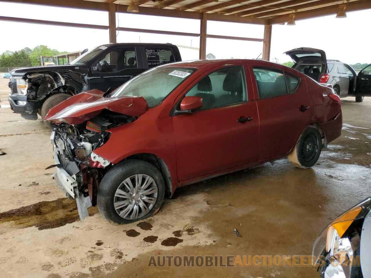 3N1CN7AP4KL818648 NISSAN VERSA 2019