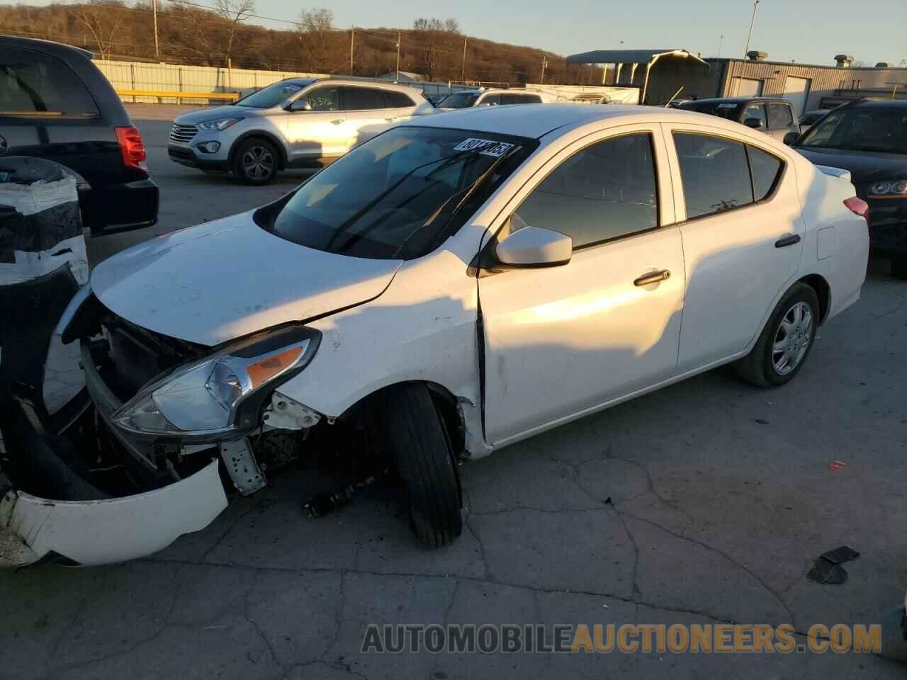 3N1CN7AP4KL825650 NISSAN VERSA 2019