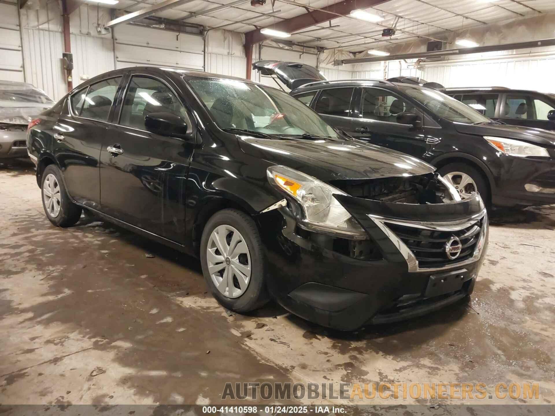 3N1CN7AP4KL840245 NISSAN VERSA 2019