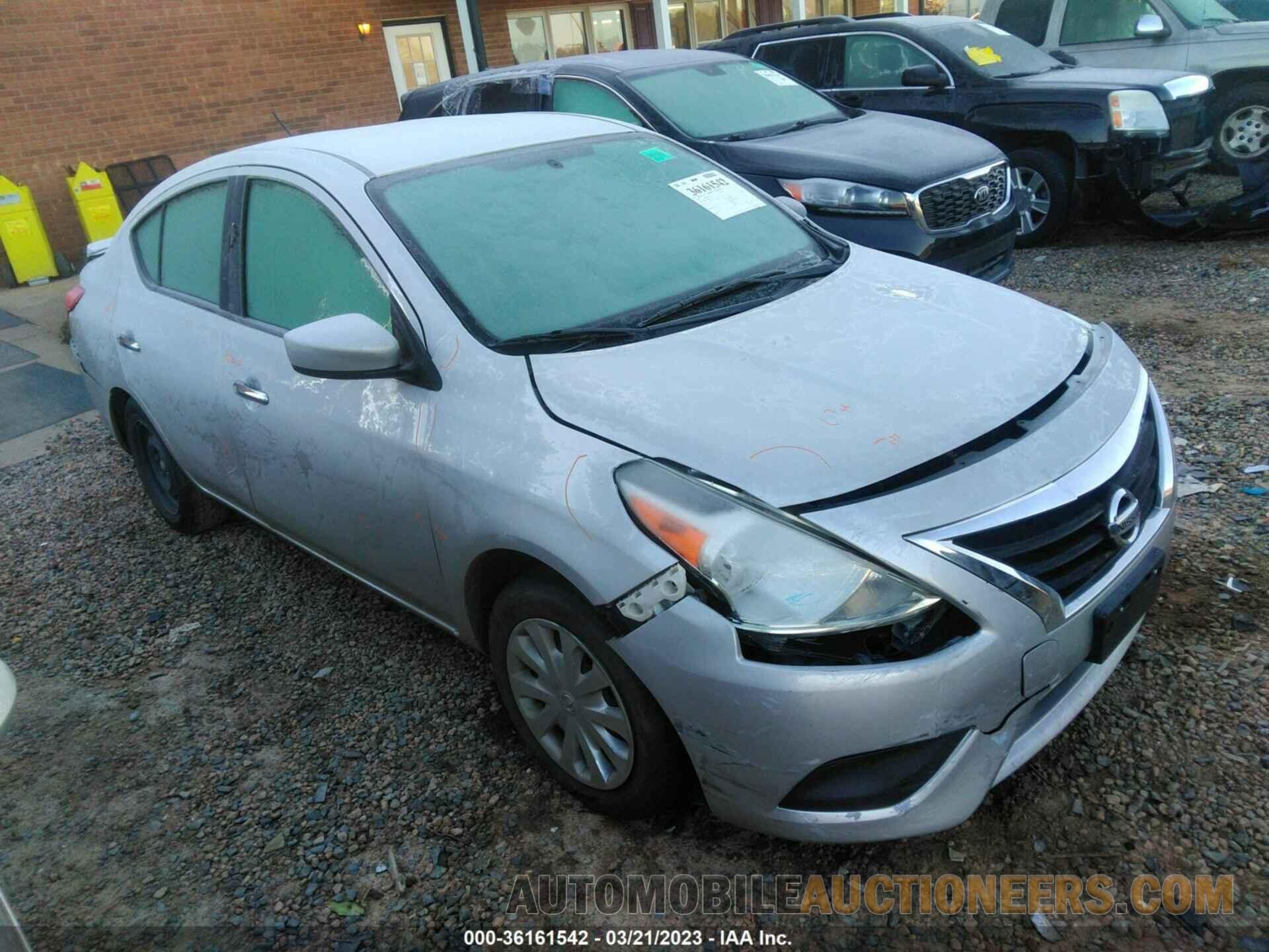 3N1CN7AP4KL859488 NISSAN VERSA SEDAN 2019