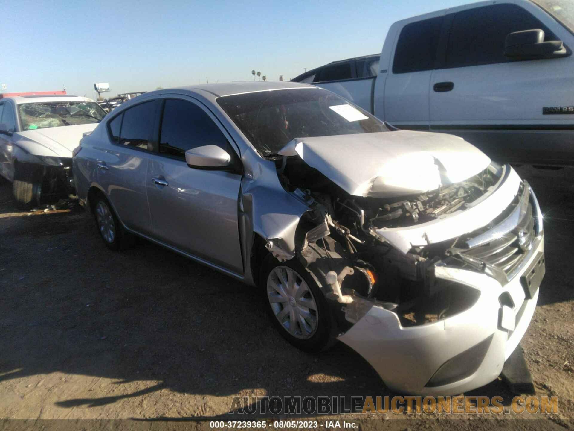 3N1CN7AP4KL863203 NISSAN VERSA SEDAN 2019