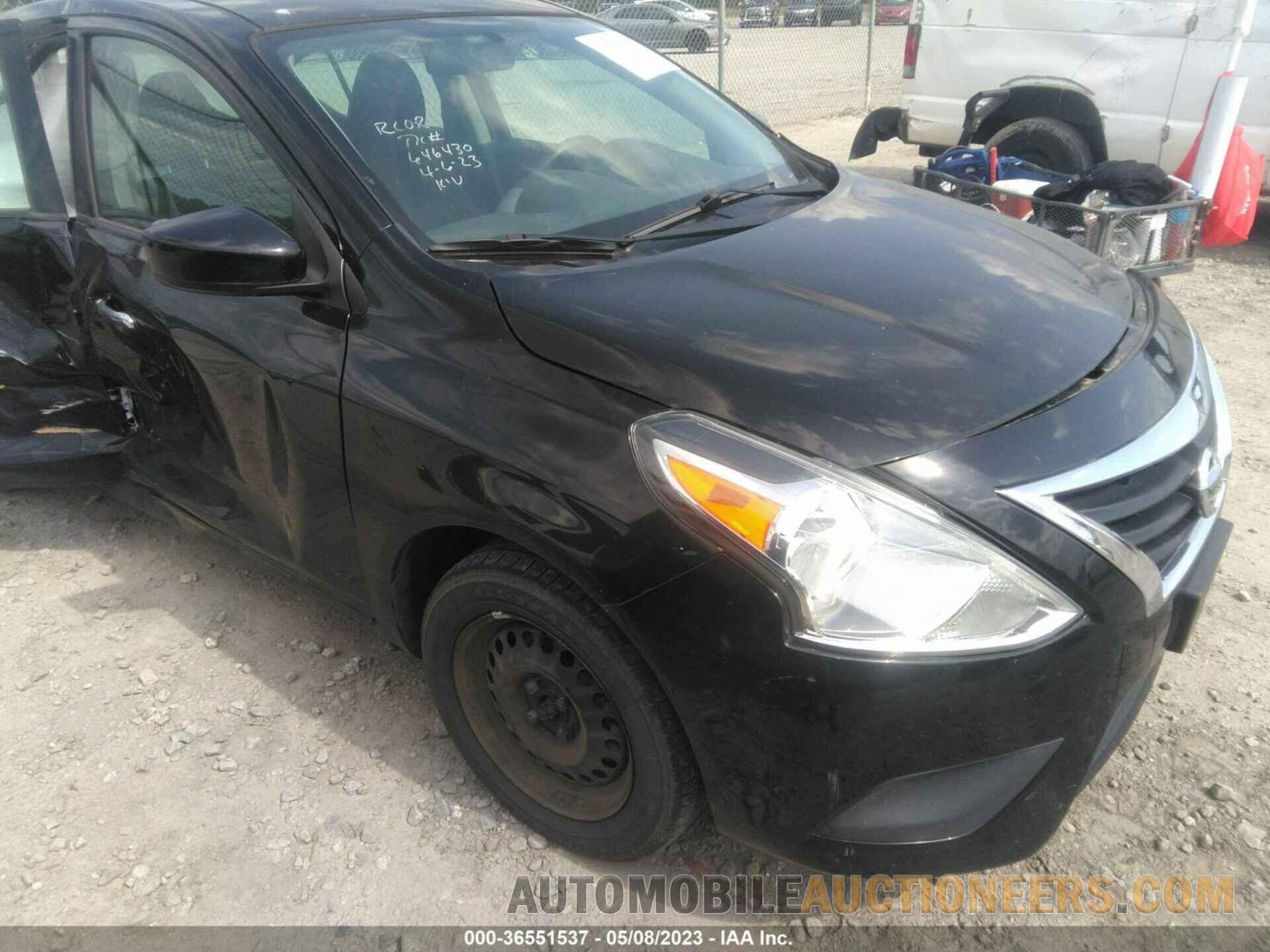 3N1CN7AP4KL876906 NISSAN VERSA SEDAN 2019