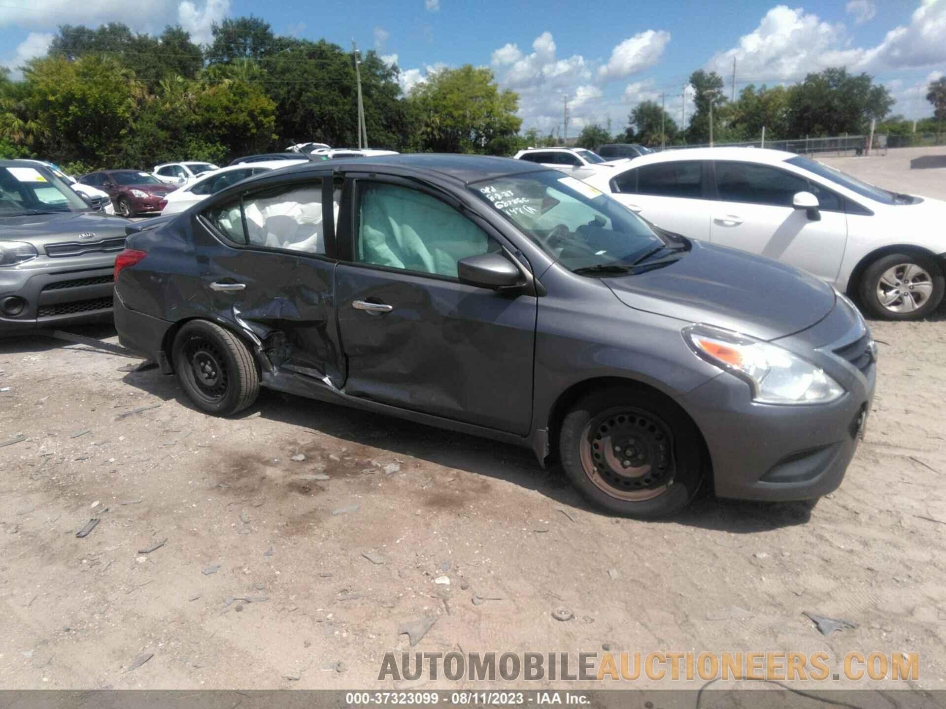 3N1CN7AP4KL879742 NISSAN VERSA SEDAN 2019