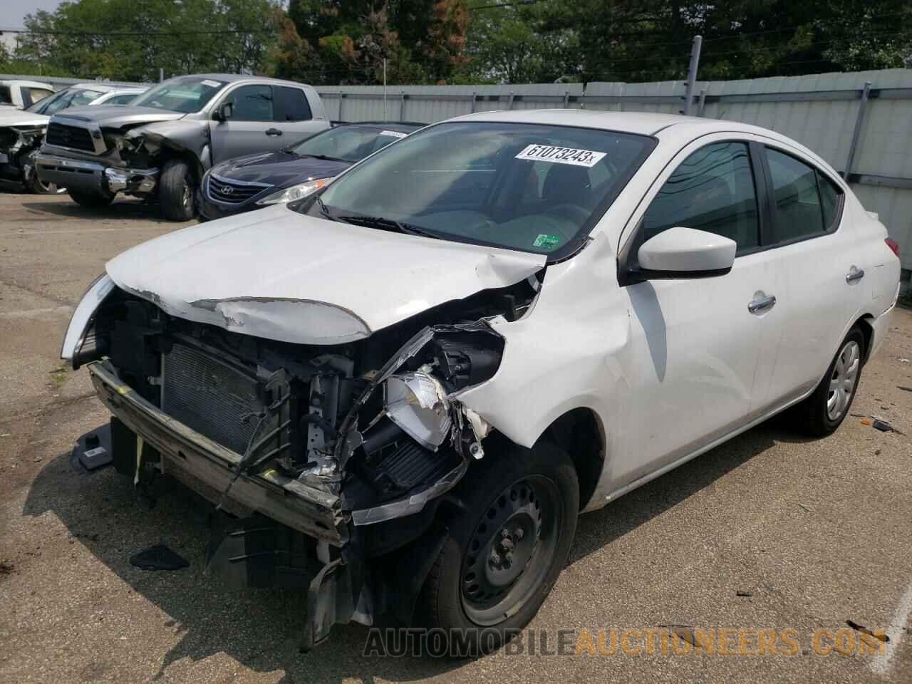 3N1CN7AP4KL881071 NISSAN VERSA 2019