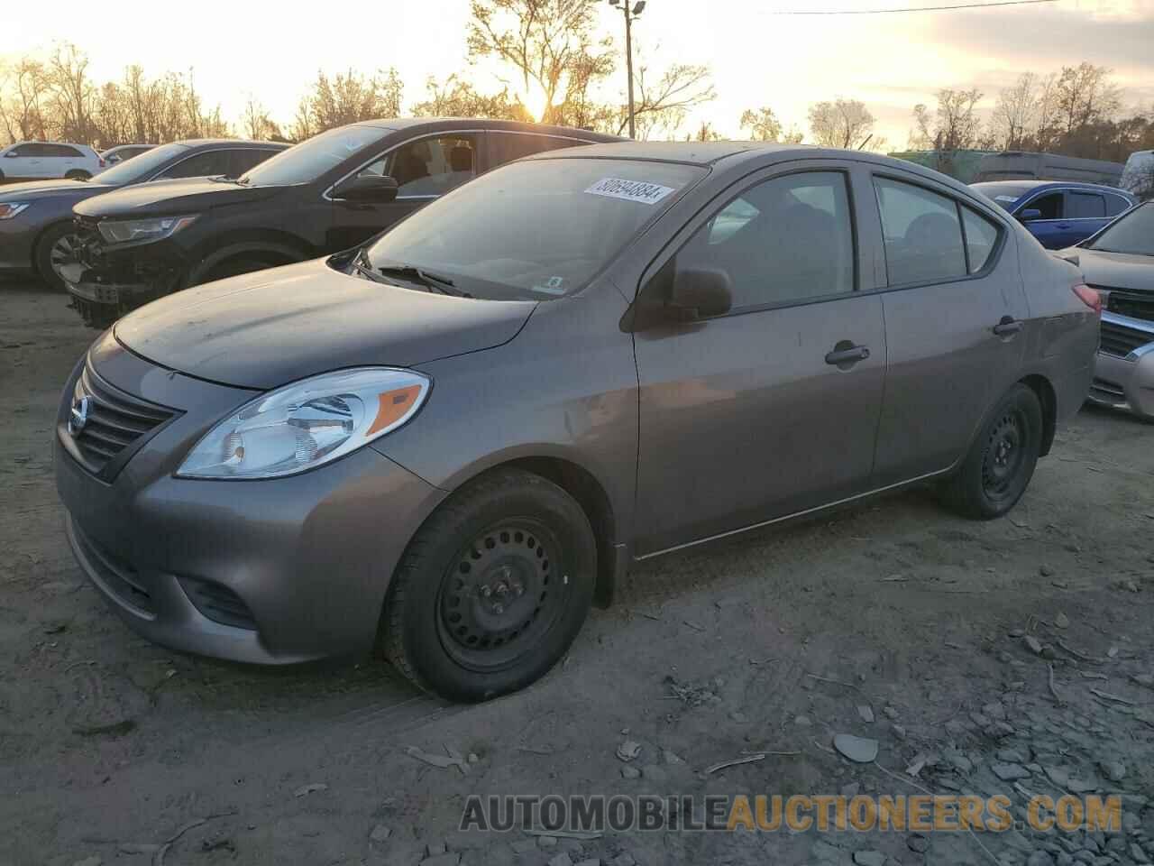 3N1CN7AP5DL855744 NISSAN VERSA 2013