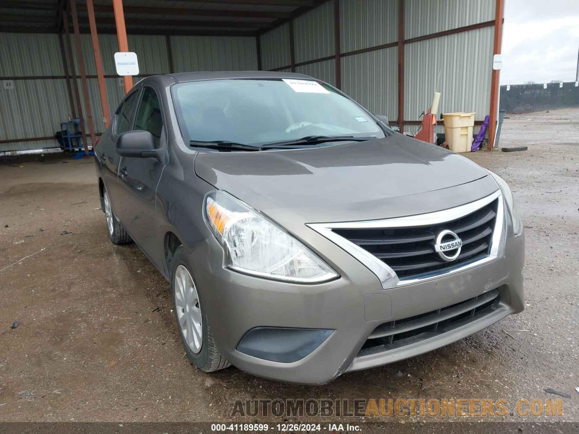 3N1CN7AP5FL880081 NISSAN VERSA 2015