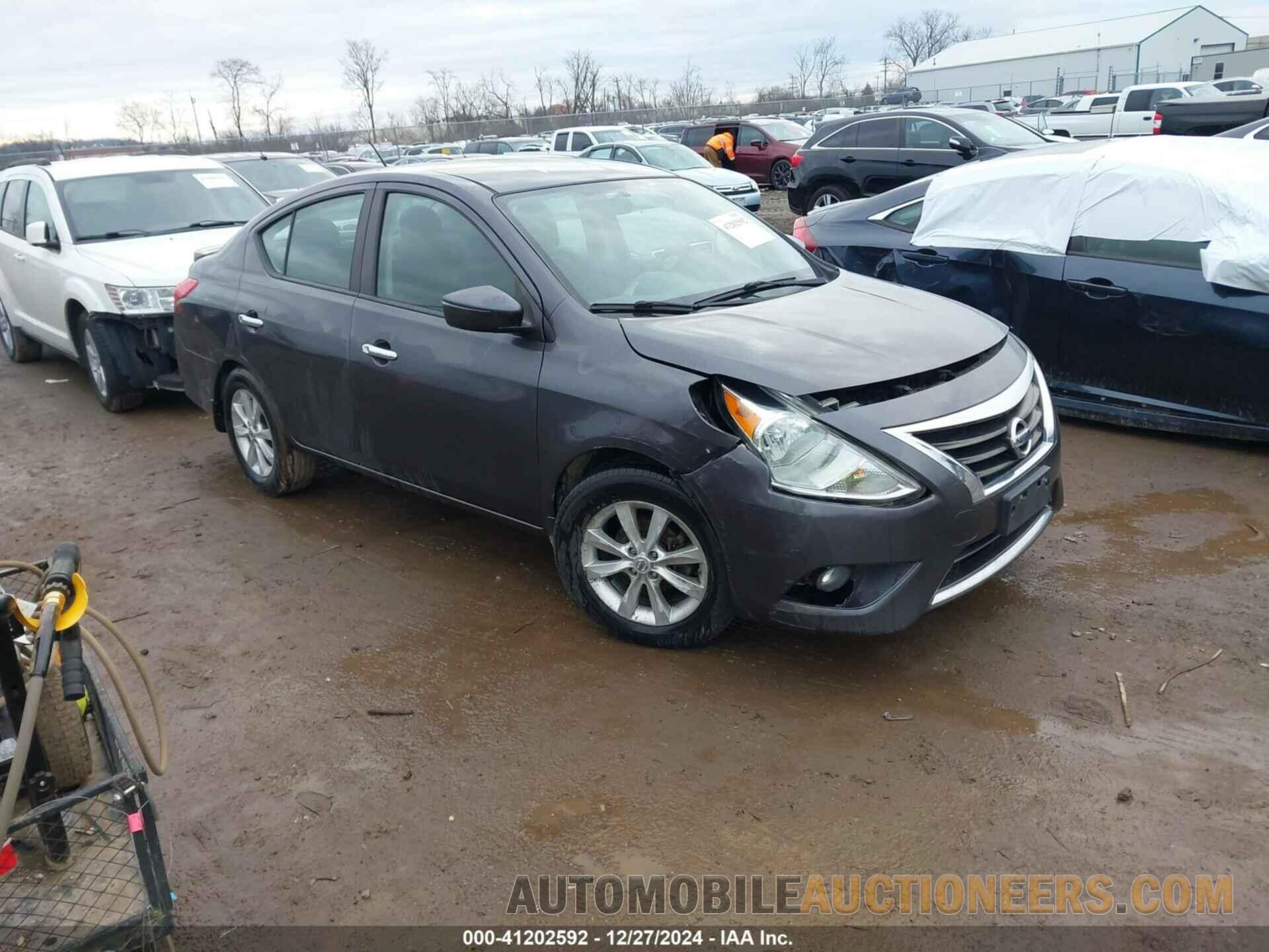 3N1CN7AP5FL957824 NISSAN VERSA 2015