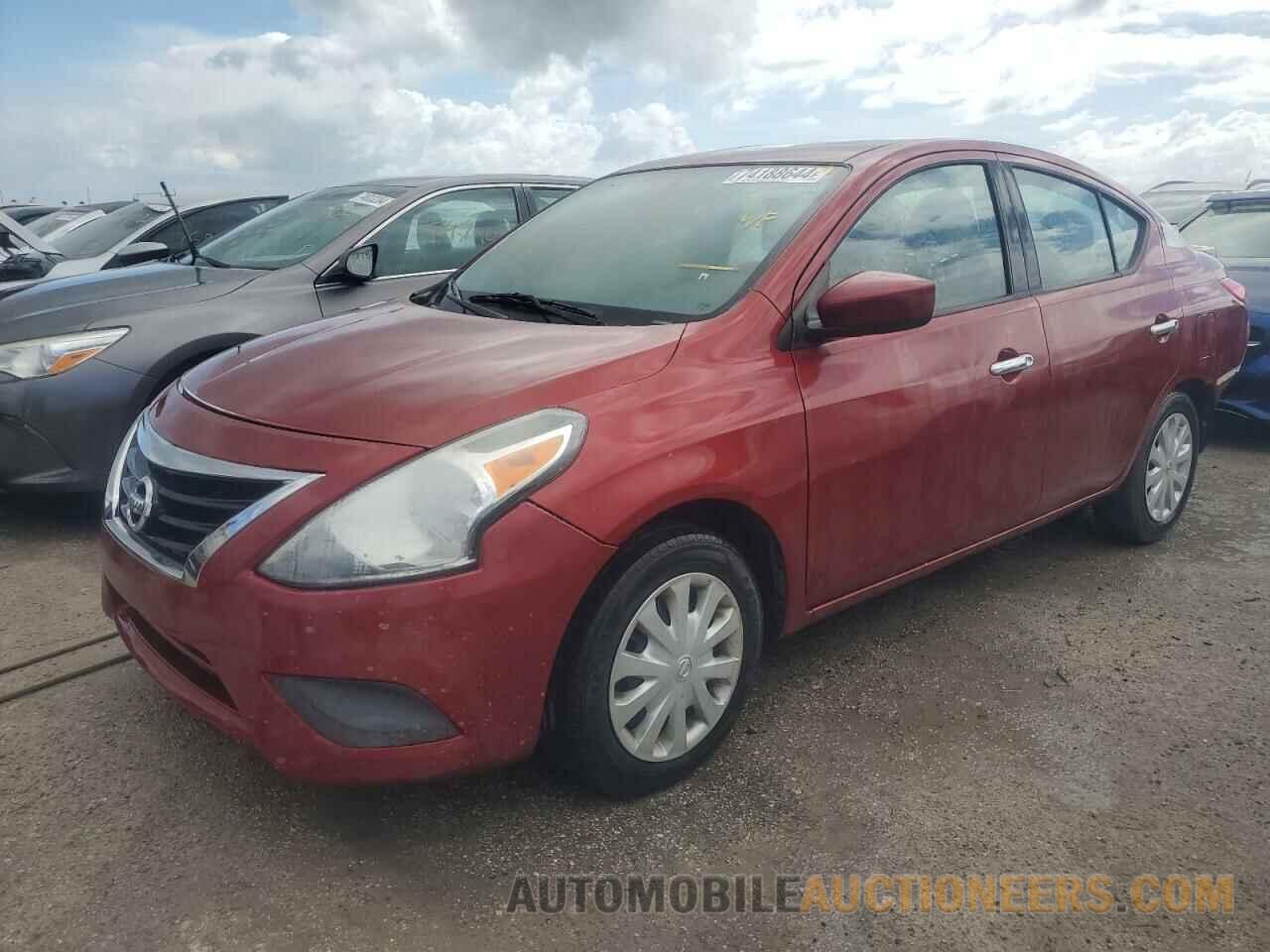 3N1CN7AP5HK441956 NISSAN VERSA 2017