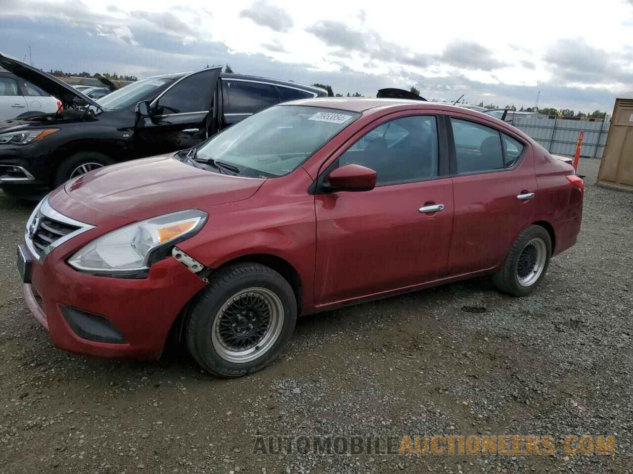 3N1CN7AP5HL804640 NISSAN VERSA 2017