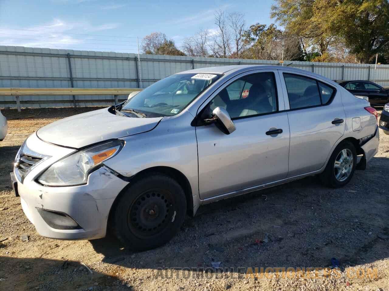 3N1CN7AP5HL831983 NISSAN VERSA 2017