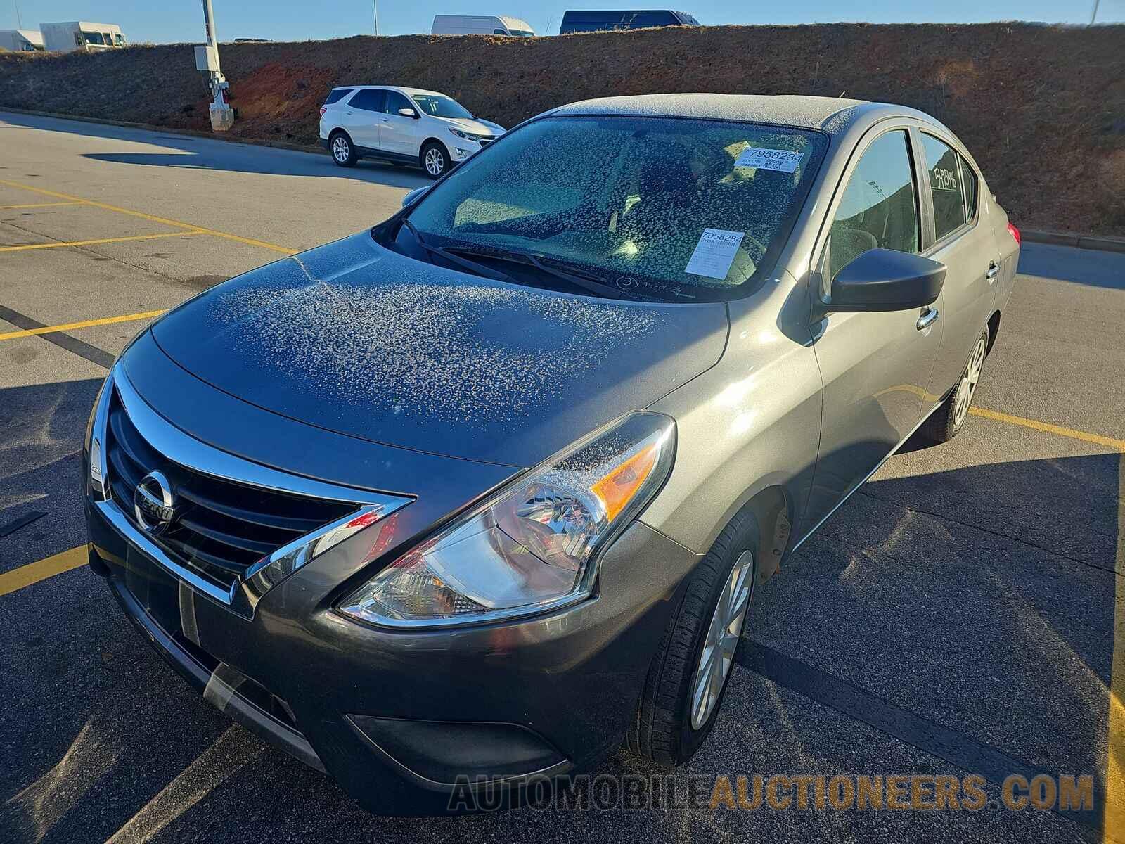 3N1CN7AP5HL834205 Nissan Versa Sedan 2017